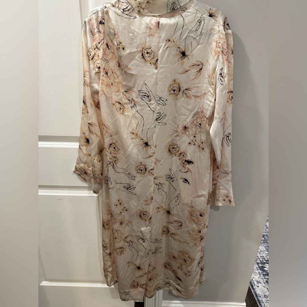le fou by Wilfred • Floral Hand Eye Silk Limited Edition Robe Duster Dress  (S) - Picture 7 of 10